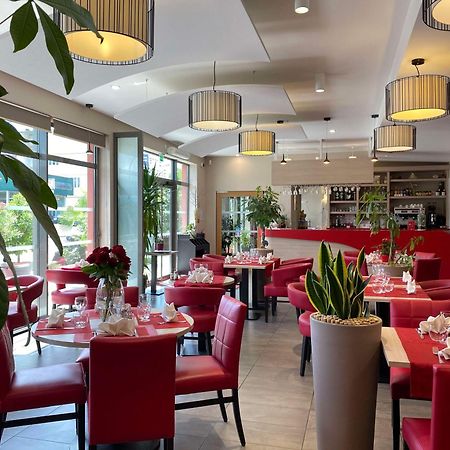 Brit Hotel Brive La Gaillarde - Restaurant La Limousine Malemort Εξωτερικό φωτογραφία