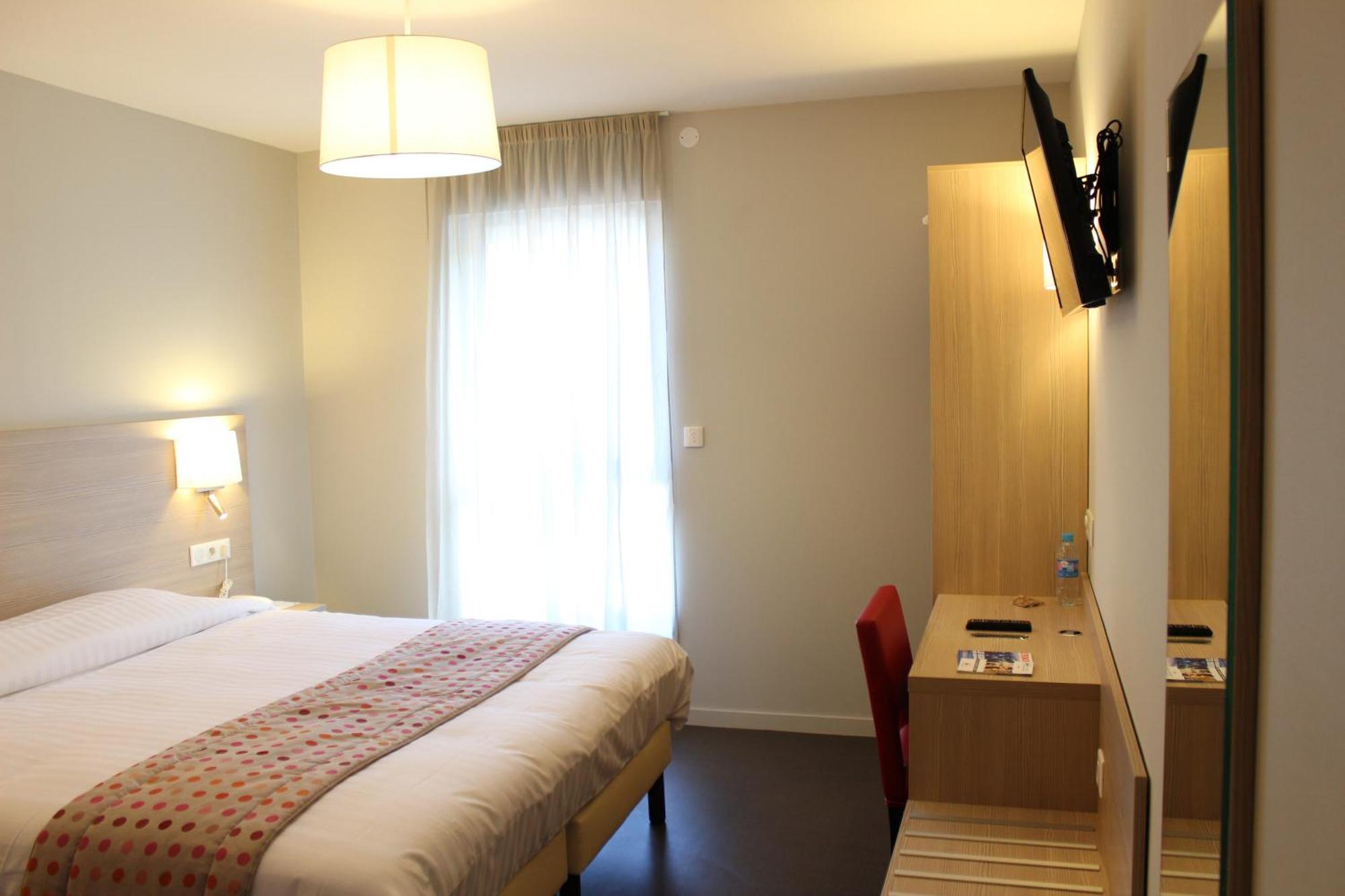 Brit Hotel Brive La Gaillarde - Restaurant La Limousine Malemort Εξωτερικό φωτογραφία