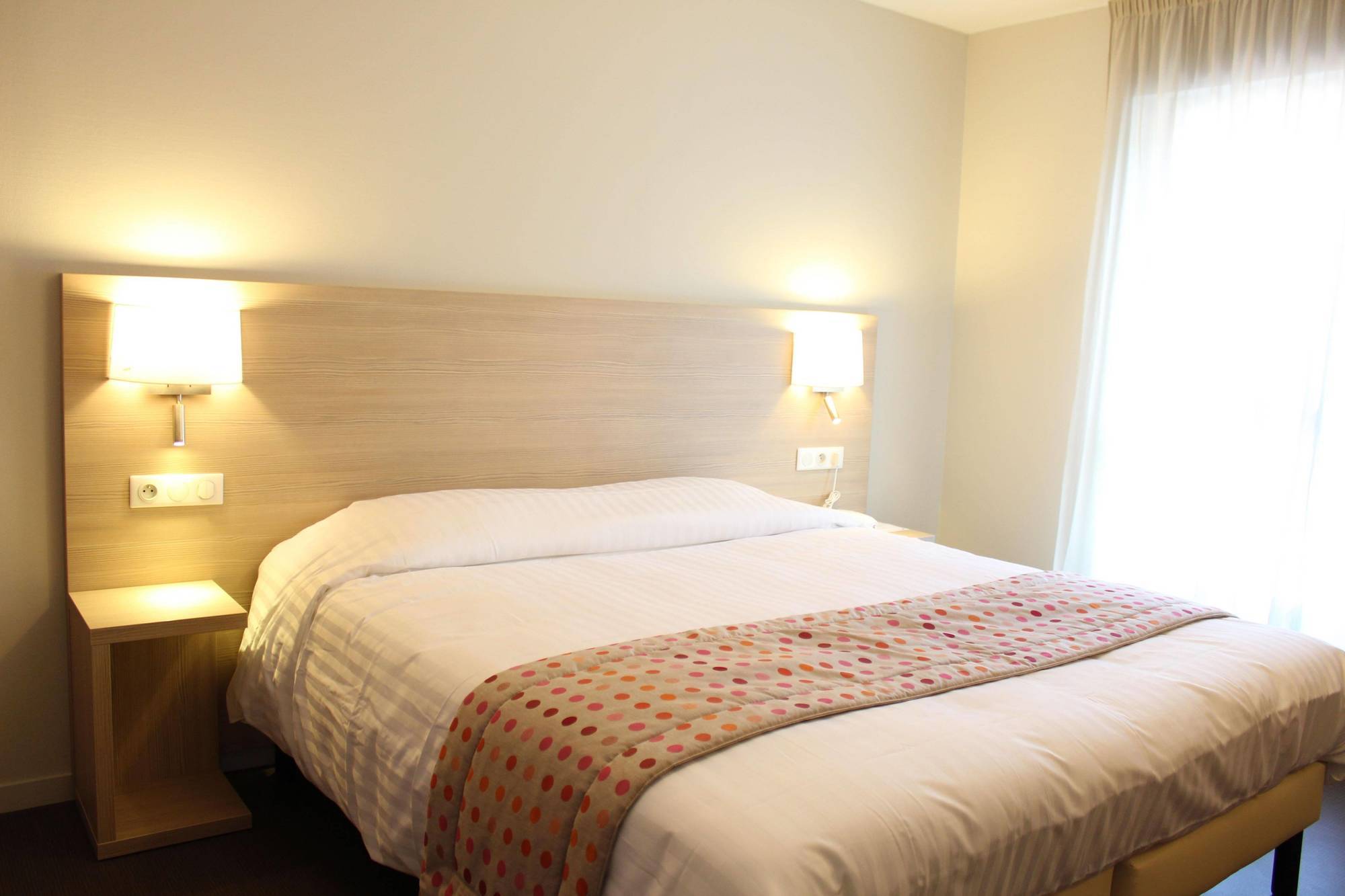Brit Hotel Brive La Gaillarde - Restaurant La Limousine Malemort Εξωτερικό φωτογραφία